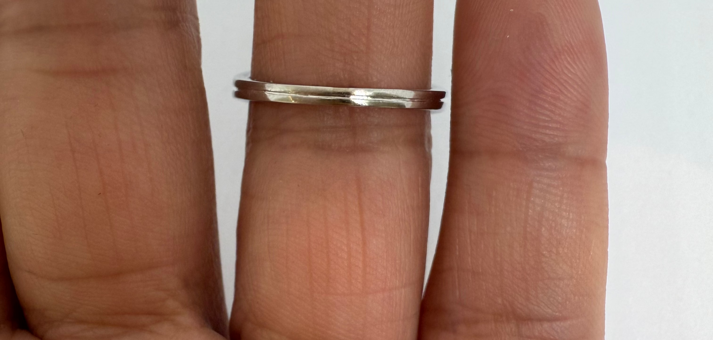 18ct White Gold Baguette Diamond Ring
