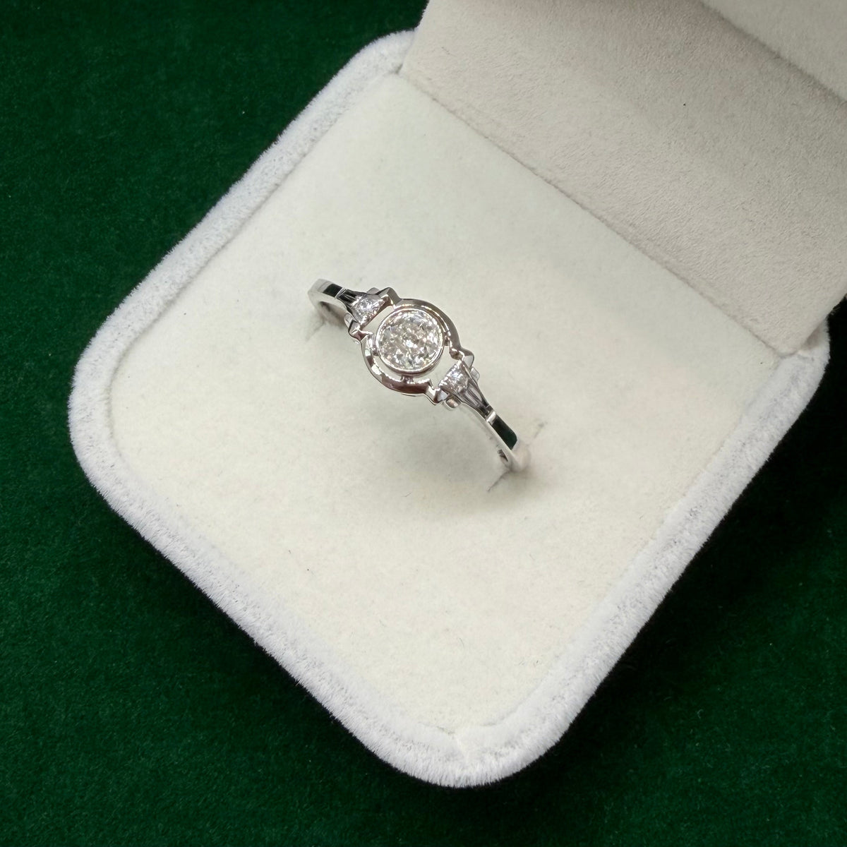 Round Cut 0.40ct Diamond Ring (14k White Gold)