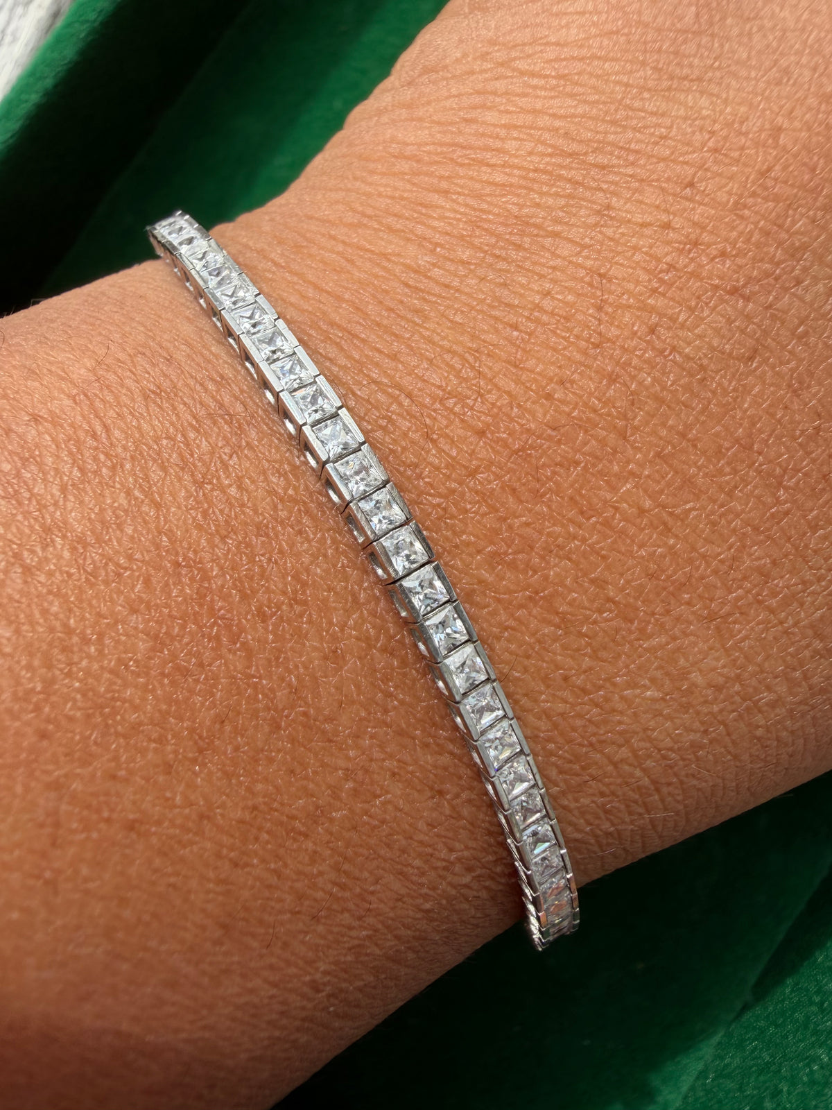 9k White Gold Cubic Zirconia Tennis Bracelet