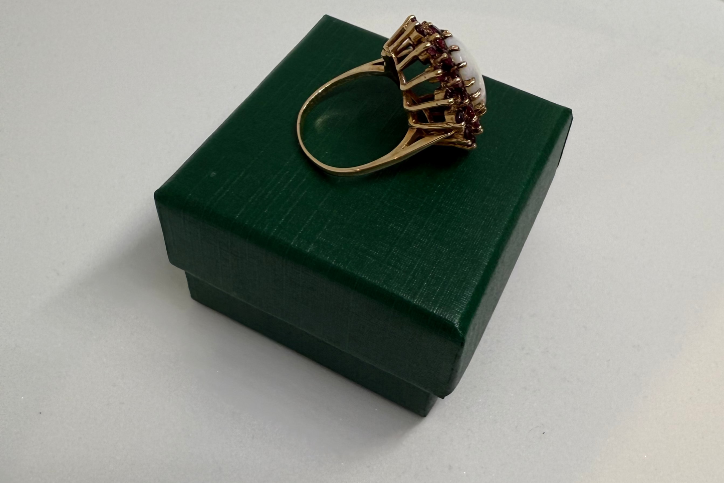 9ct Yellow Gold Vintage Opal & Ruby Cluster Ring