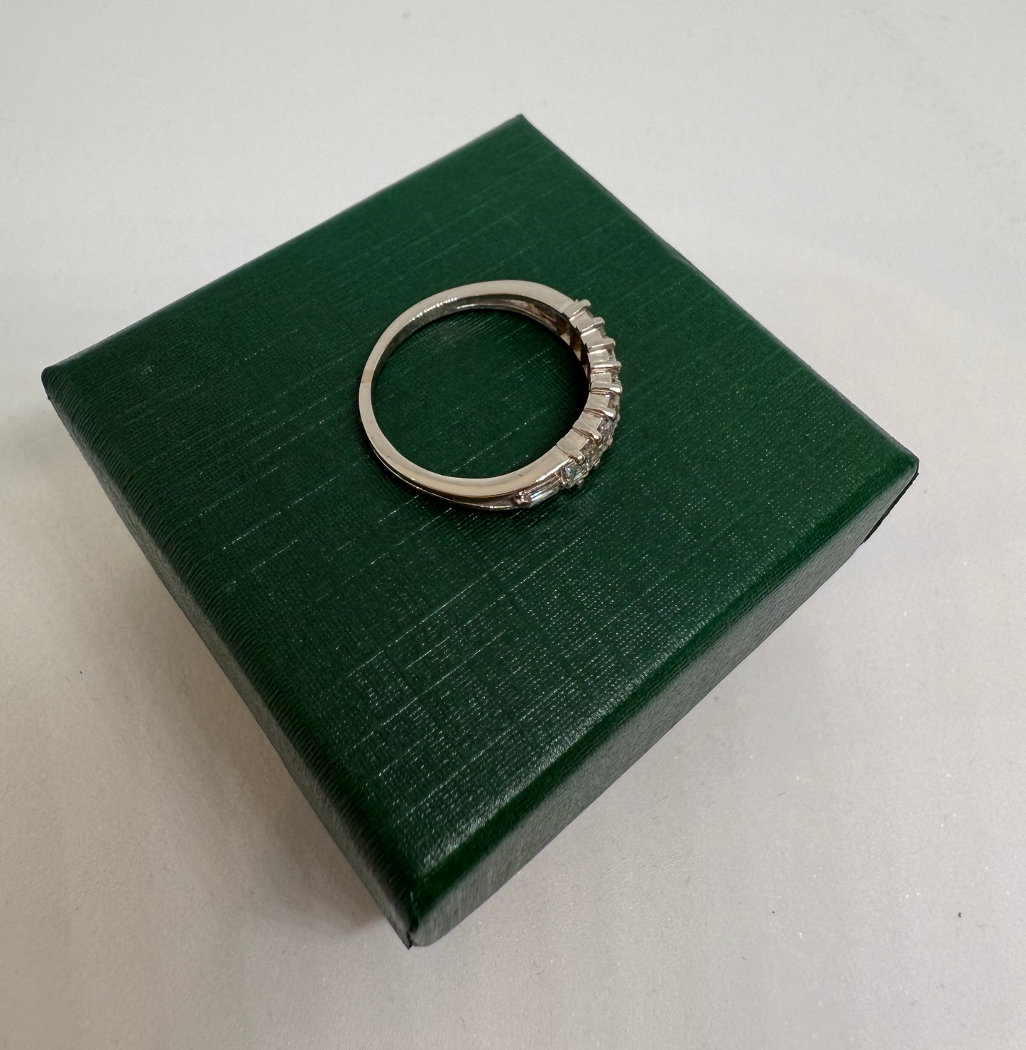 18ct White Gold Baguette Diamond Ring