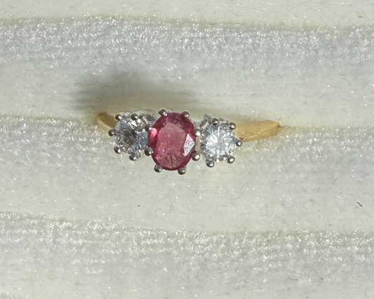 18k Vintage Yellow Gold 3 Stone Diamond and Pink Sapphire Ring